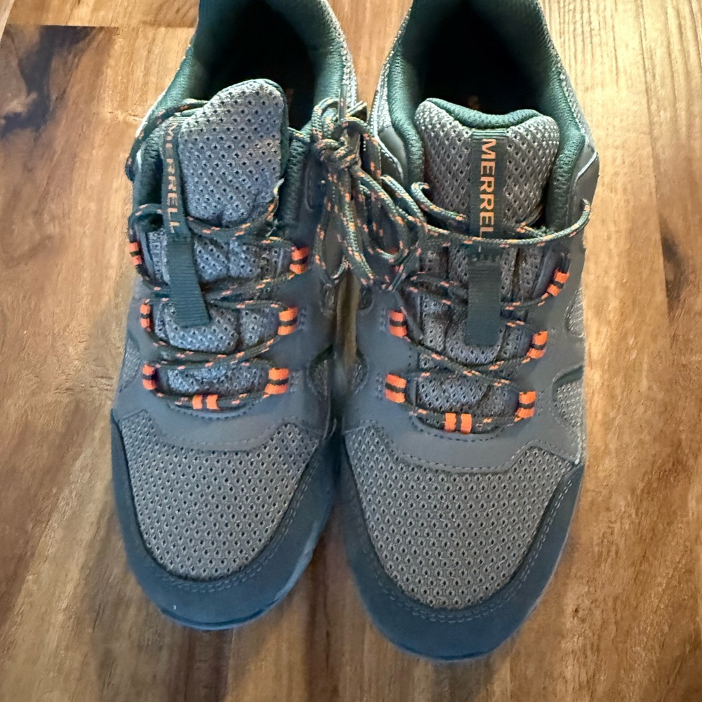 Merrell Charcoal and Tangerine Trail Hiking Shoes‎